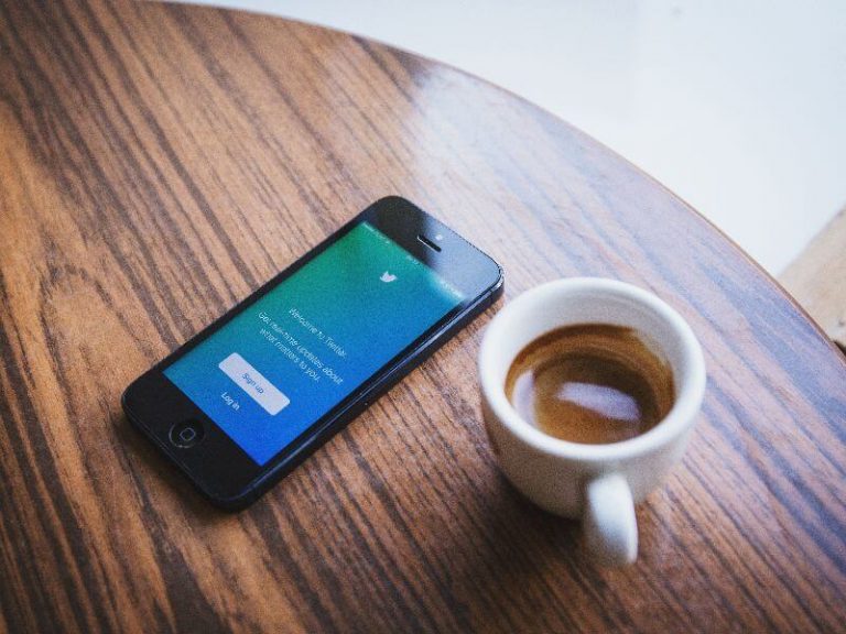 Snapchat: What You Should And Shouldn't Believe StockSnap 4T6SJTFJ38