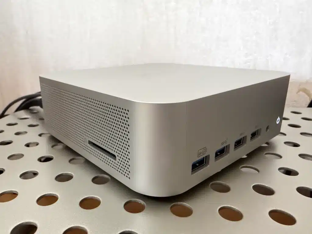 GEEKOM AI Mini PC A9 Max 03