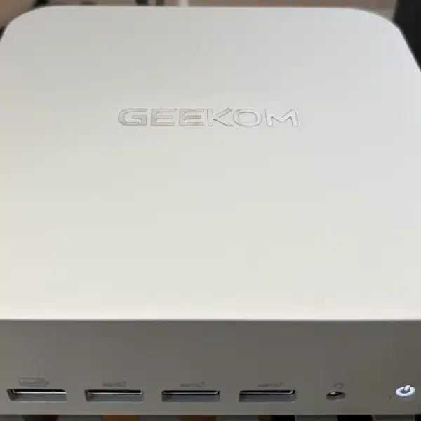 GEEKOM AI Mini PC A9 Max
