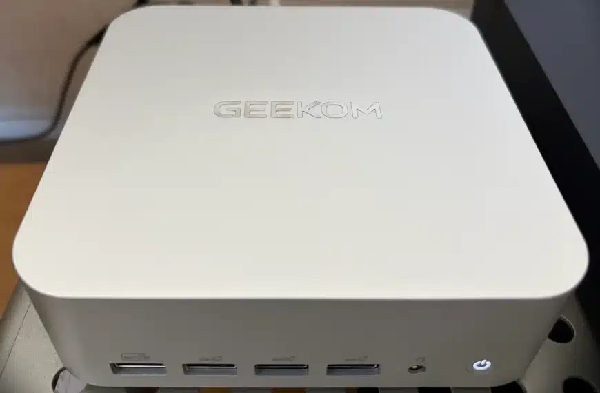 GEEKOM AI Mini PC A9 Max
