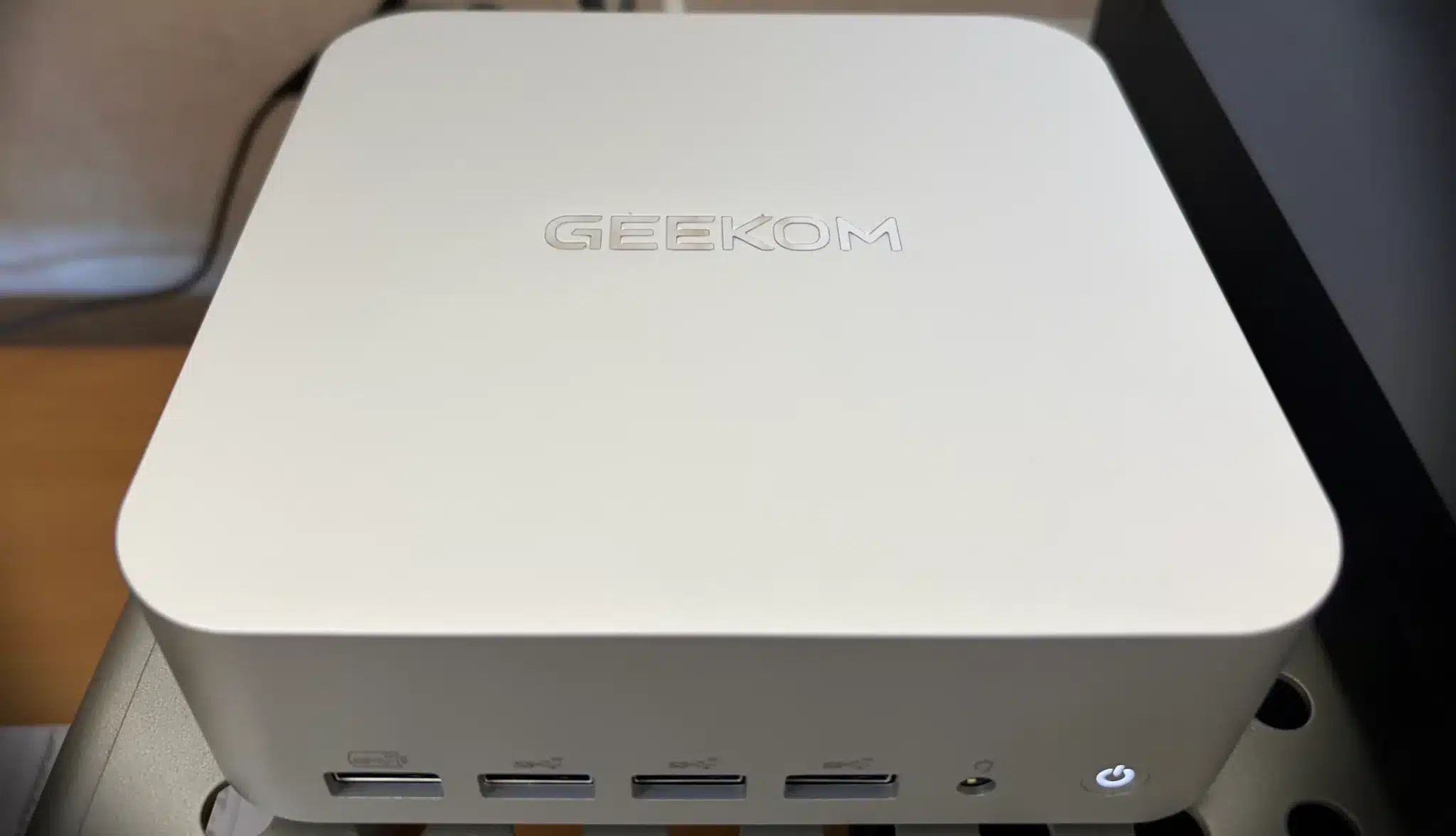 GEEKOM AI Mini PC A9 Max